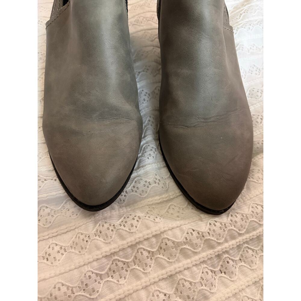 Torrid Gray Ankle Booties Buckle Side Zip Block Heel Wide Width Size 10.5 WW - Picture 2 of 9